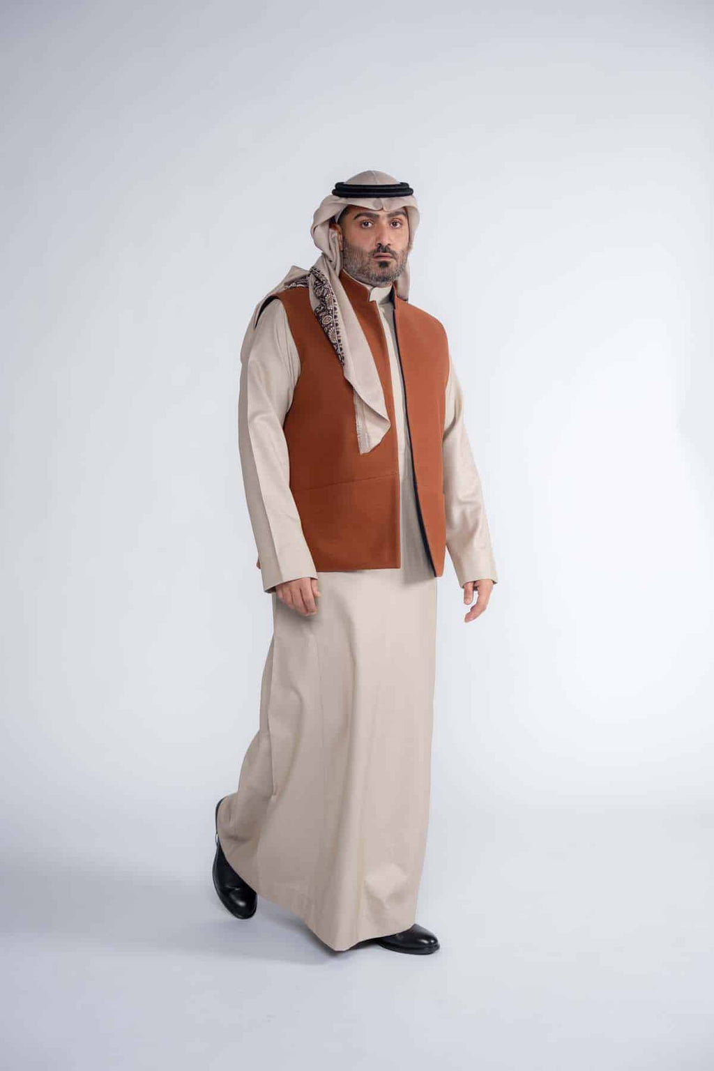 ثوب ري ثوب رجالي شتوي بيج