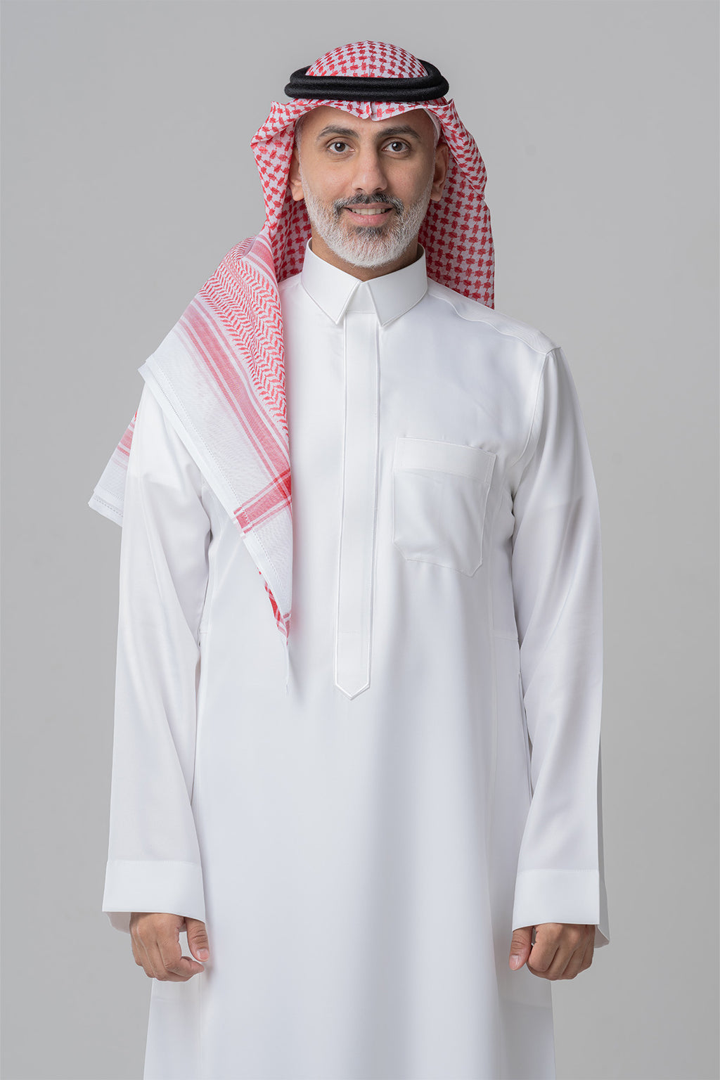 ثوب زخرفات رجالي كريمي من الشياكة – سميراميس