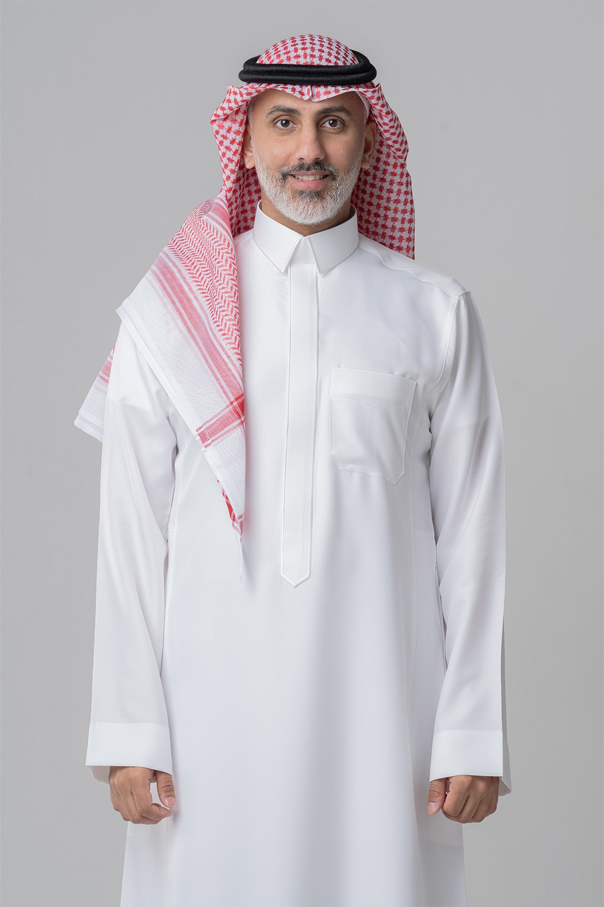 ثوب زخرفات رجالي كريمي من الشياكة – سميراميس