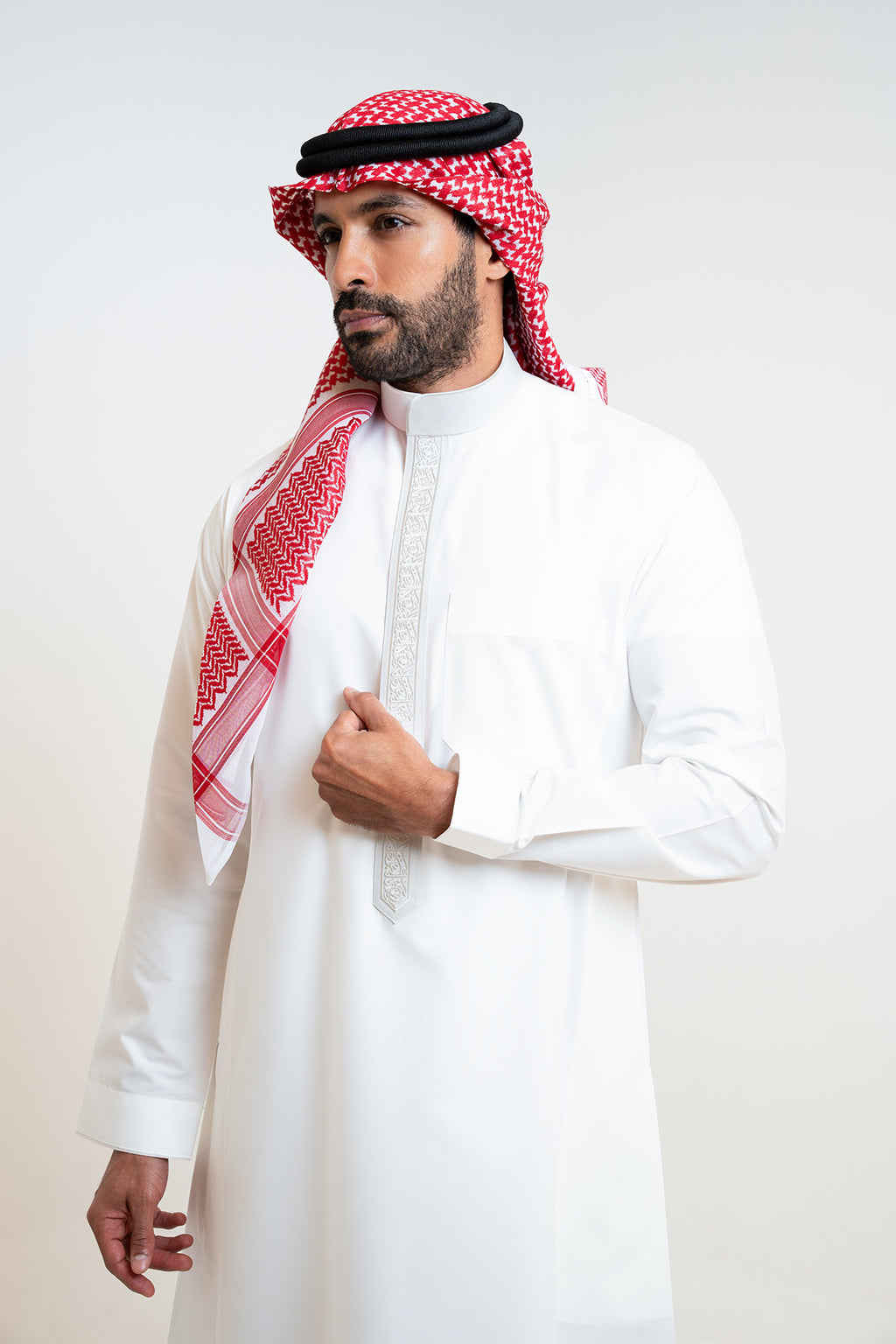 ثوب زخرفات رجالي, كريمي, بخطوط عربية