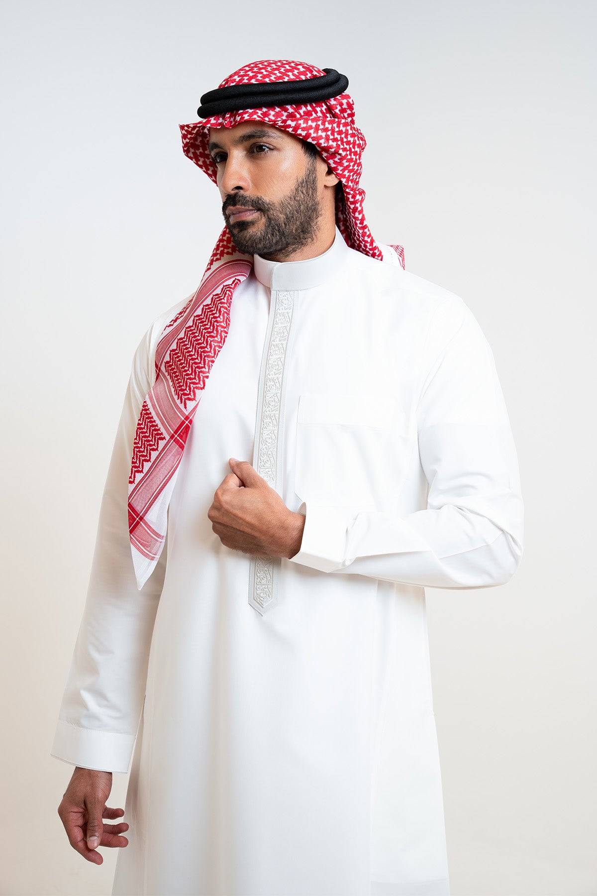 ثوب زخرفات رجالي, كريمي, بخطوط عربية
