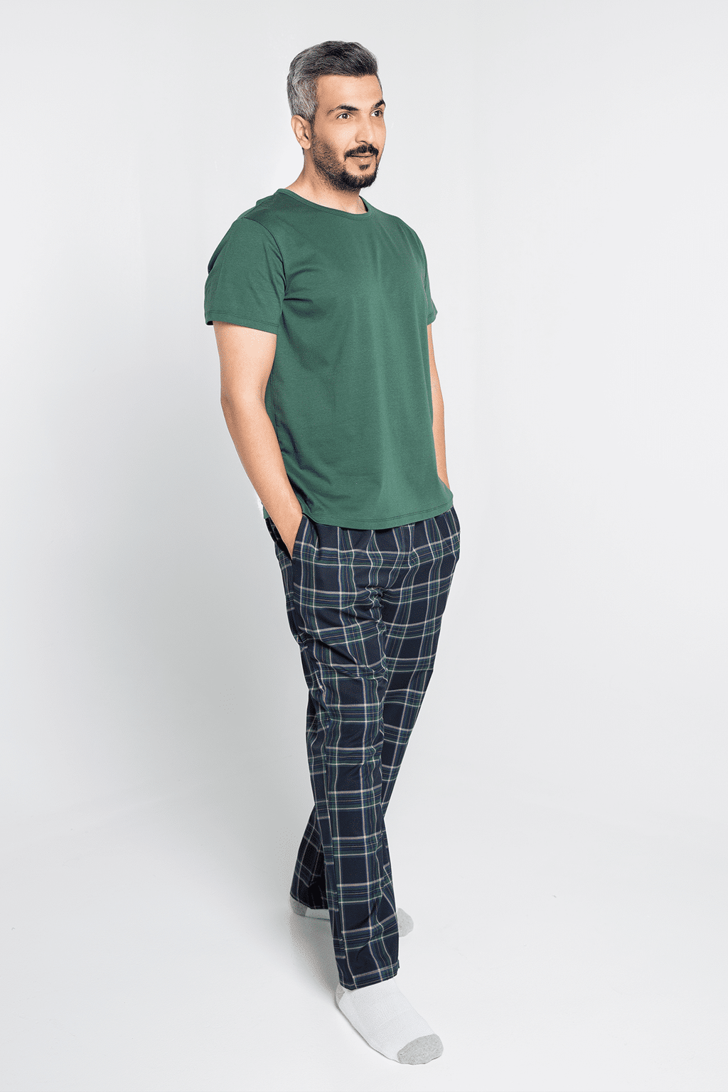 Green pajamas set