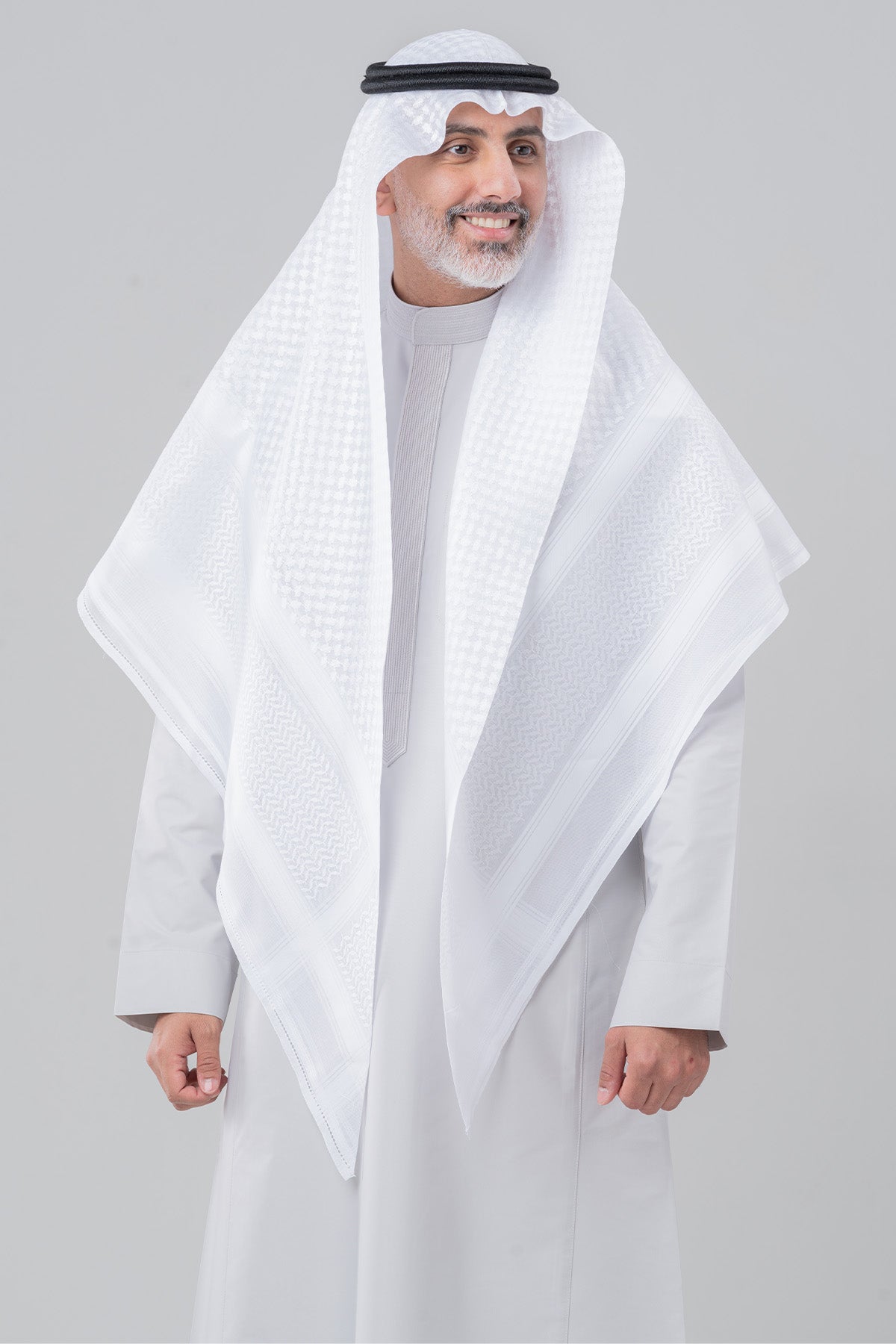ثوب زخرفات رجالي – رمادي فاتح
