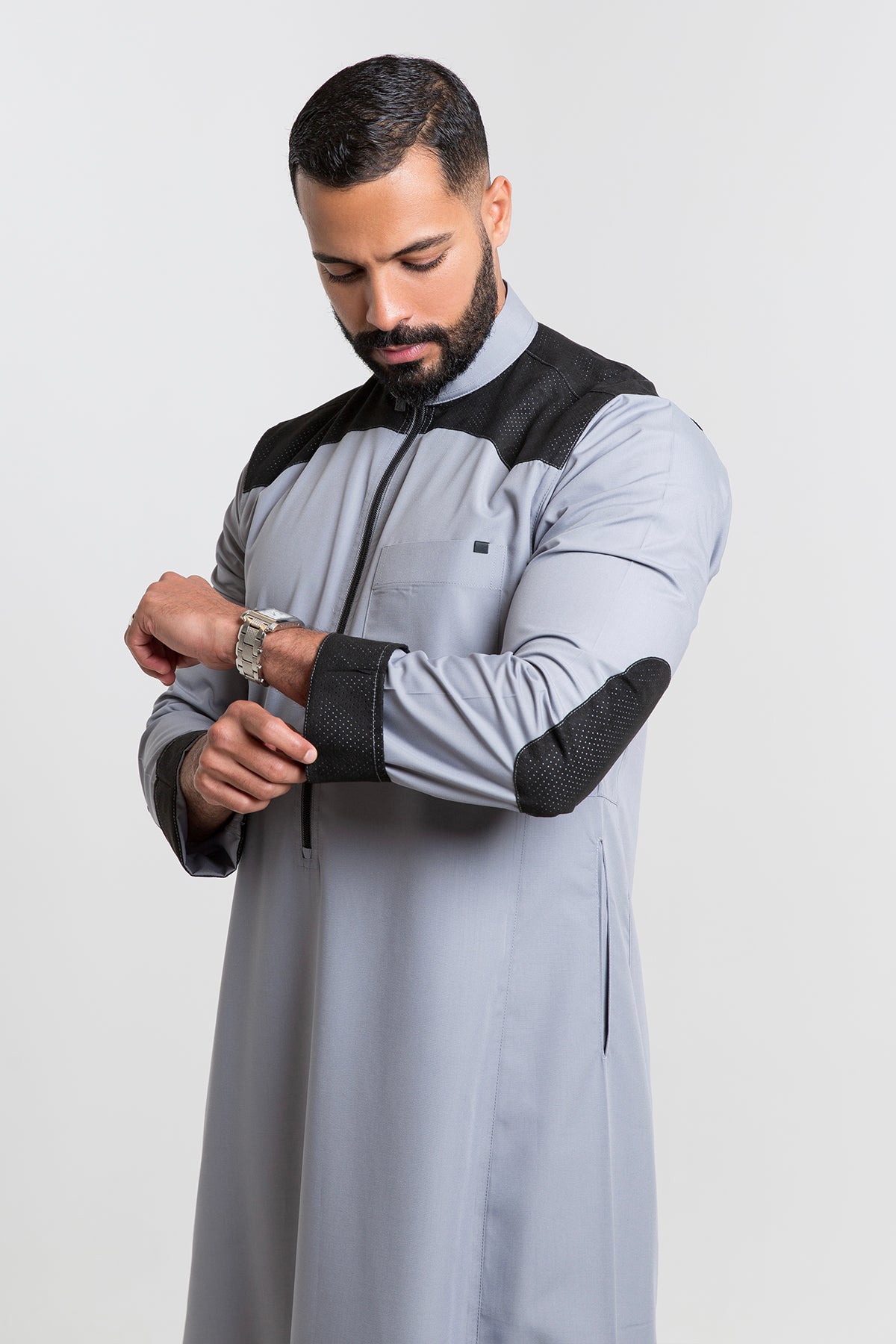 ثوب رجالي ري ثوب رمادي مع أسود