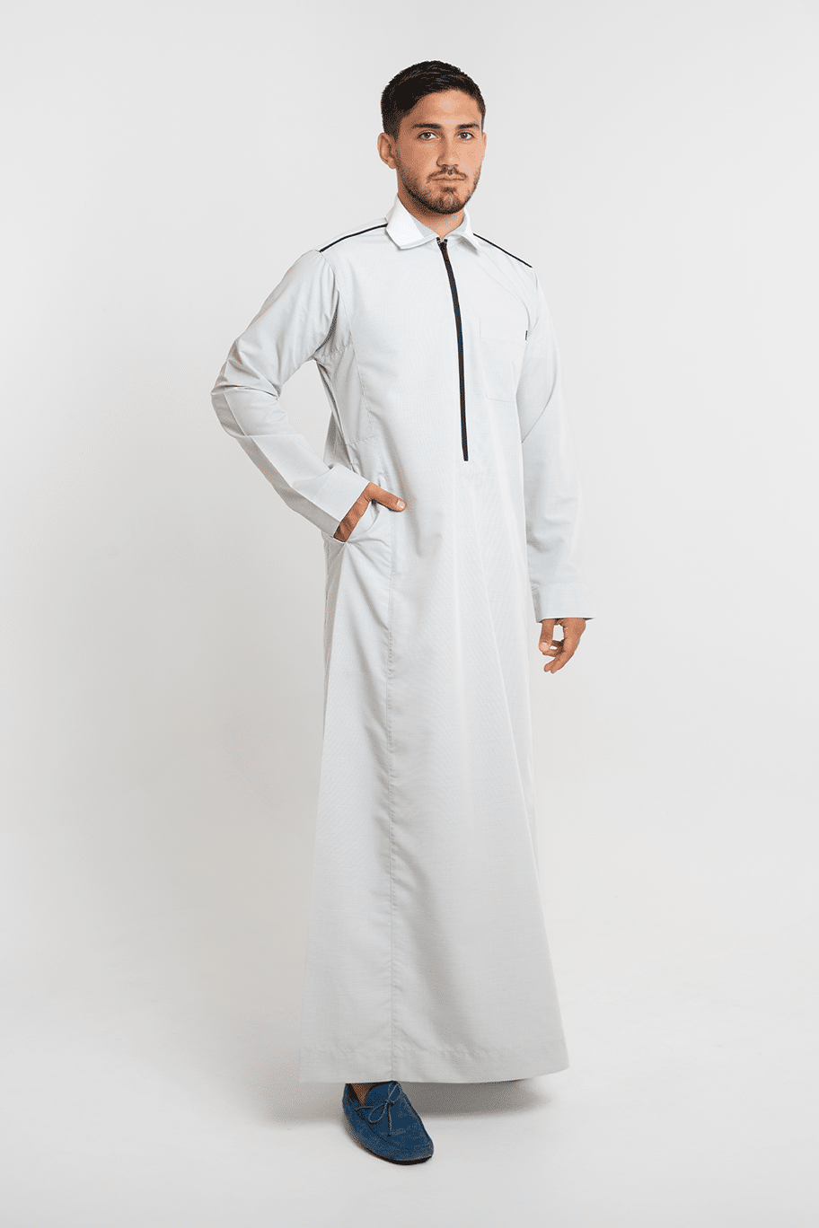 Men's light grey thobe