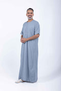 Men's light blue jalabiya with elegant details – sophisticated Arabic style