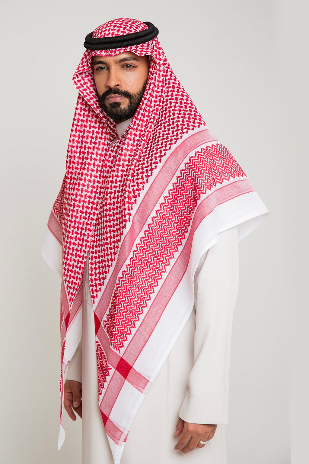ثوب الشياكة الفاخر سميراميس, بيج