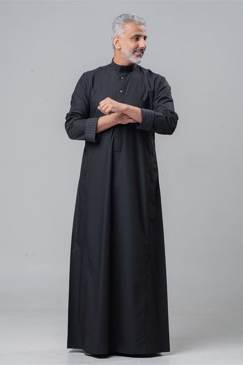 ثوب الشياكة التريندي رجالي – أسود