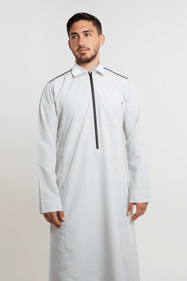 Men's light grey thobe