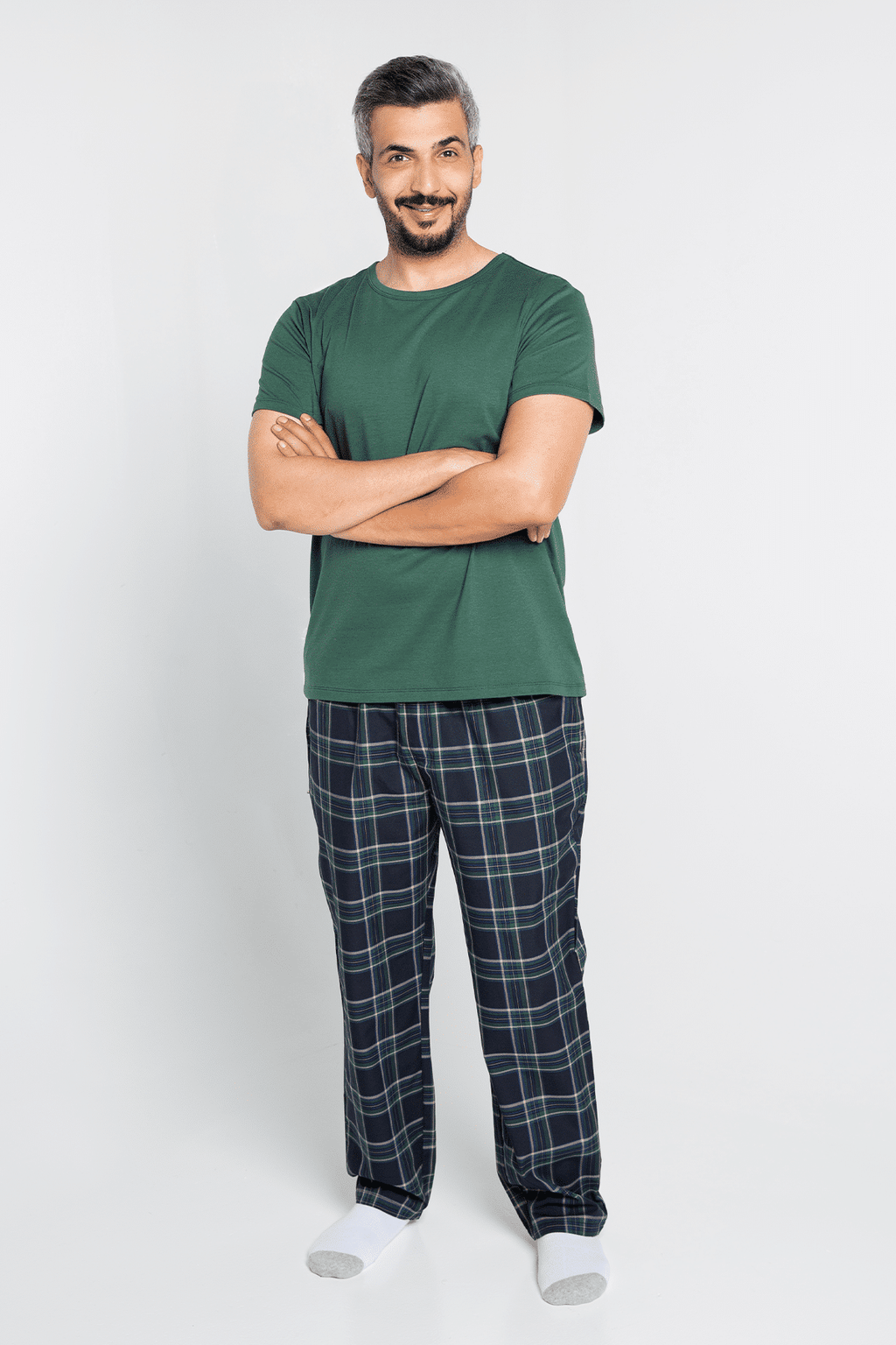 Green pajamas set