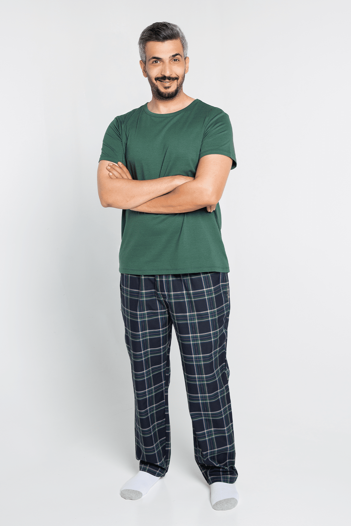 Green pajamas set