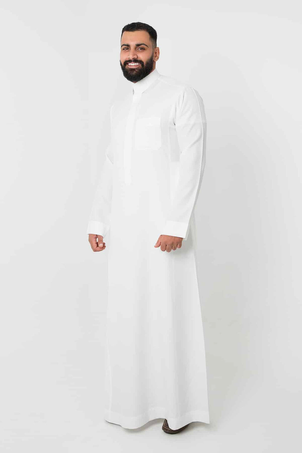 ثوب فاخر, قماش سميراميس, ياقة قلاب