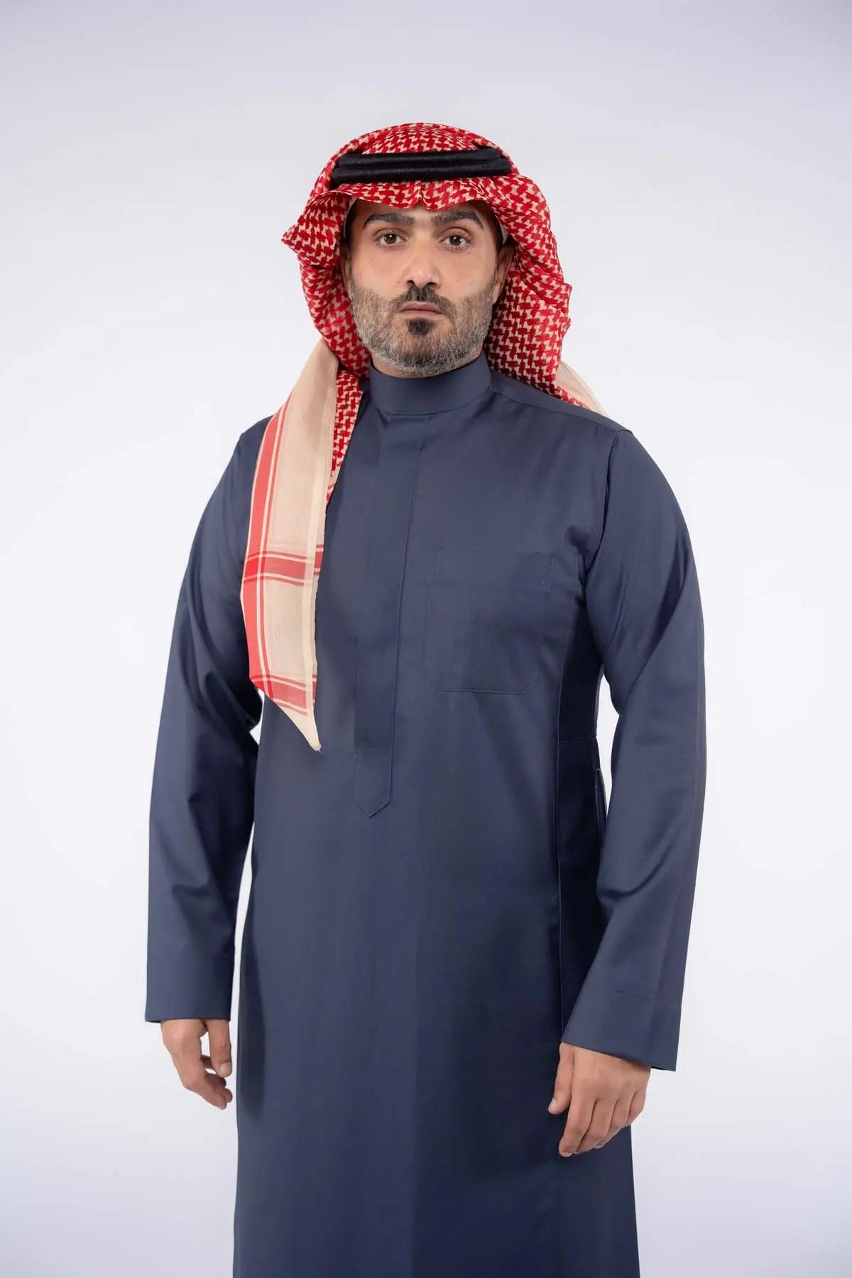 شماغ رجالي ستاندر أحمر بأرضية بيج
