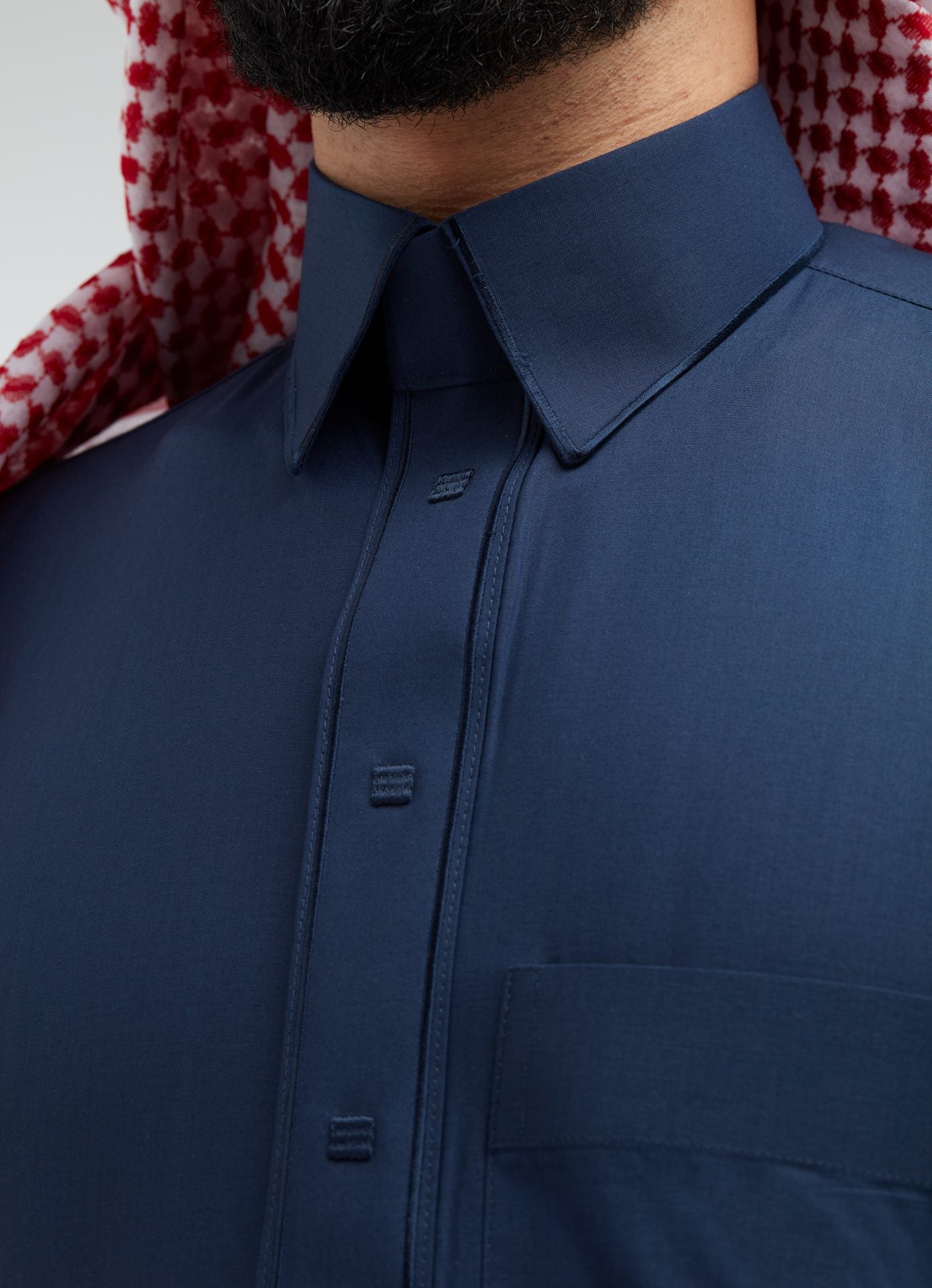 ثوب , زخرفات , كحلي ,شبابي