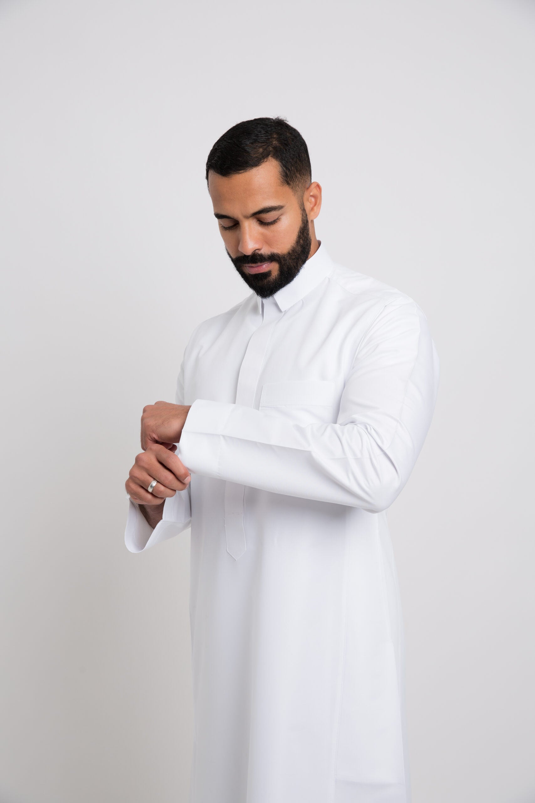 ثوب كلاسيك قلاب, سحاب مخفي, رجالي, لون أبيض