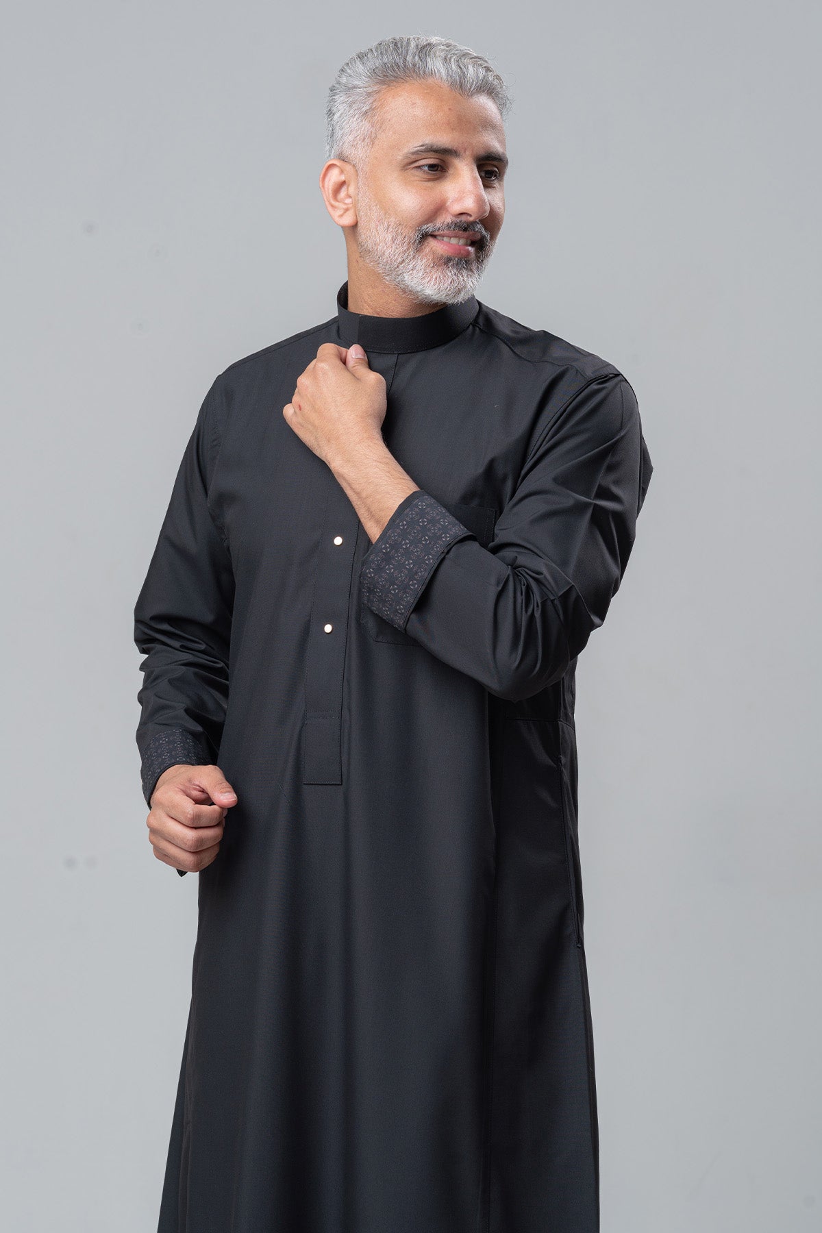 Men's Trendy Elegant Thobe - Black