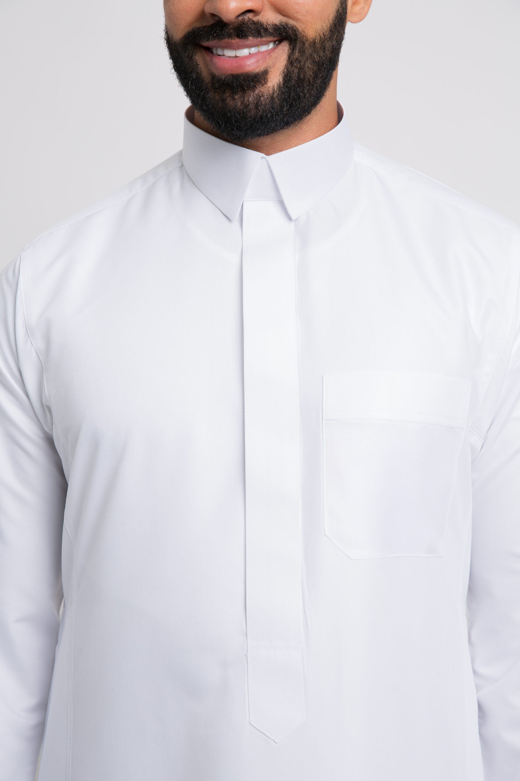 ثوب كلاسيك قلاب, سحاب مخفي, رجالي, لون أبيض