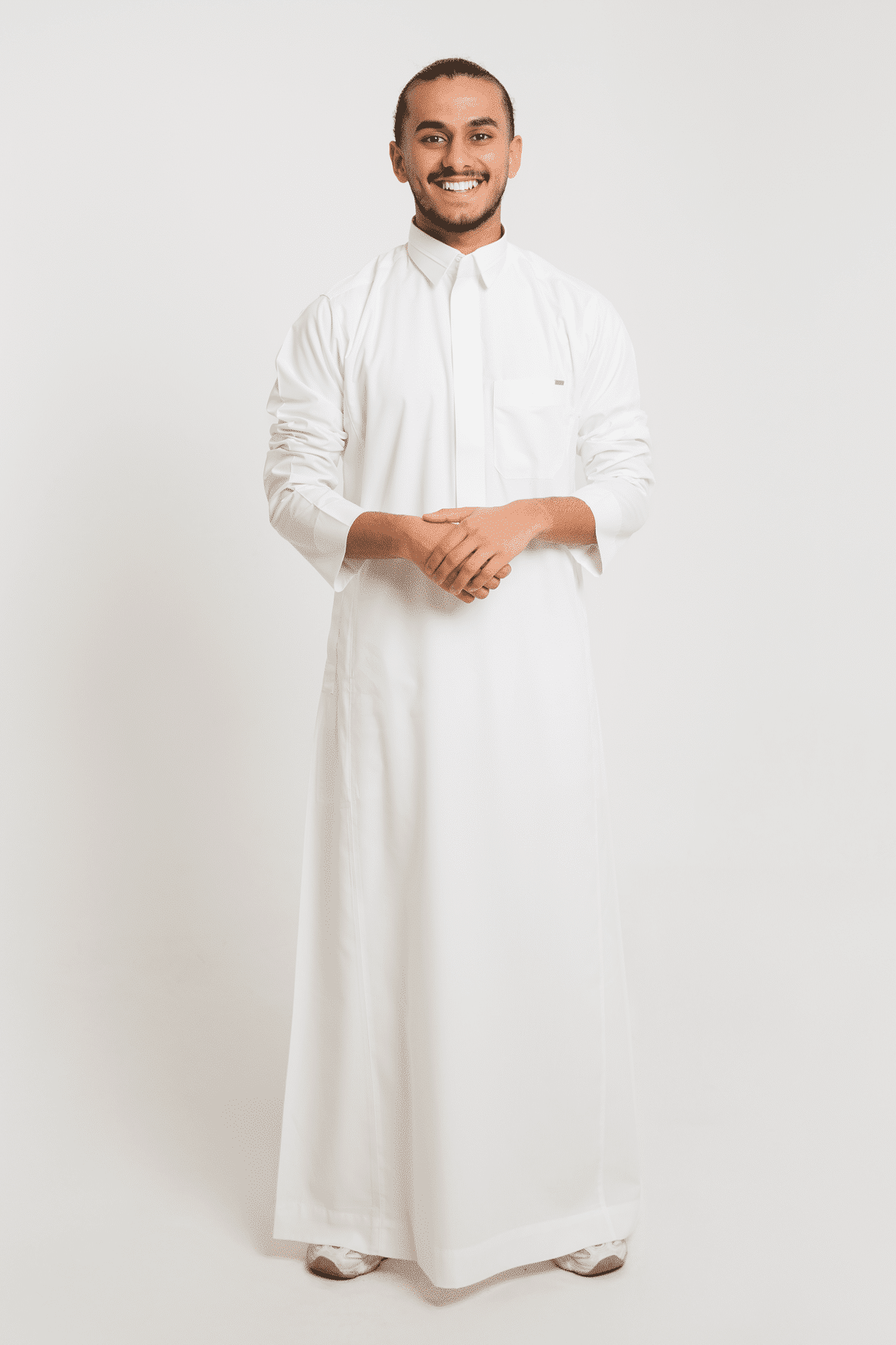 Youthful dress, ream. Cream dress with a hidden zipper.