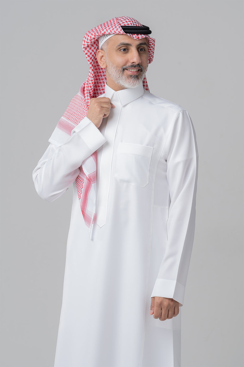 ثوب زخرفات رجالي كريمي من الشياكة – سميراميس