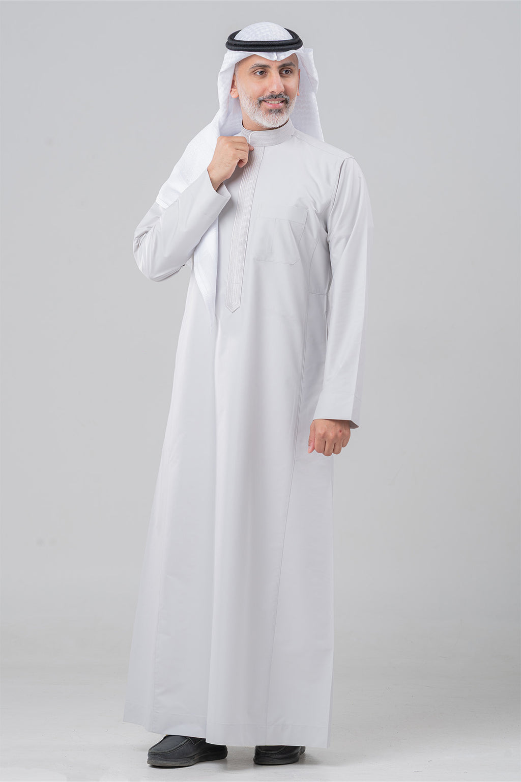 ثوب زخرفات رجالي – رمادي فاتح