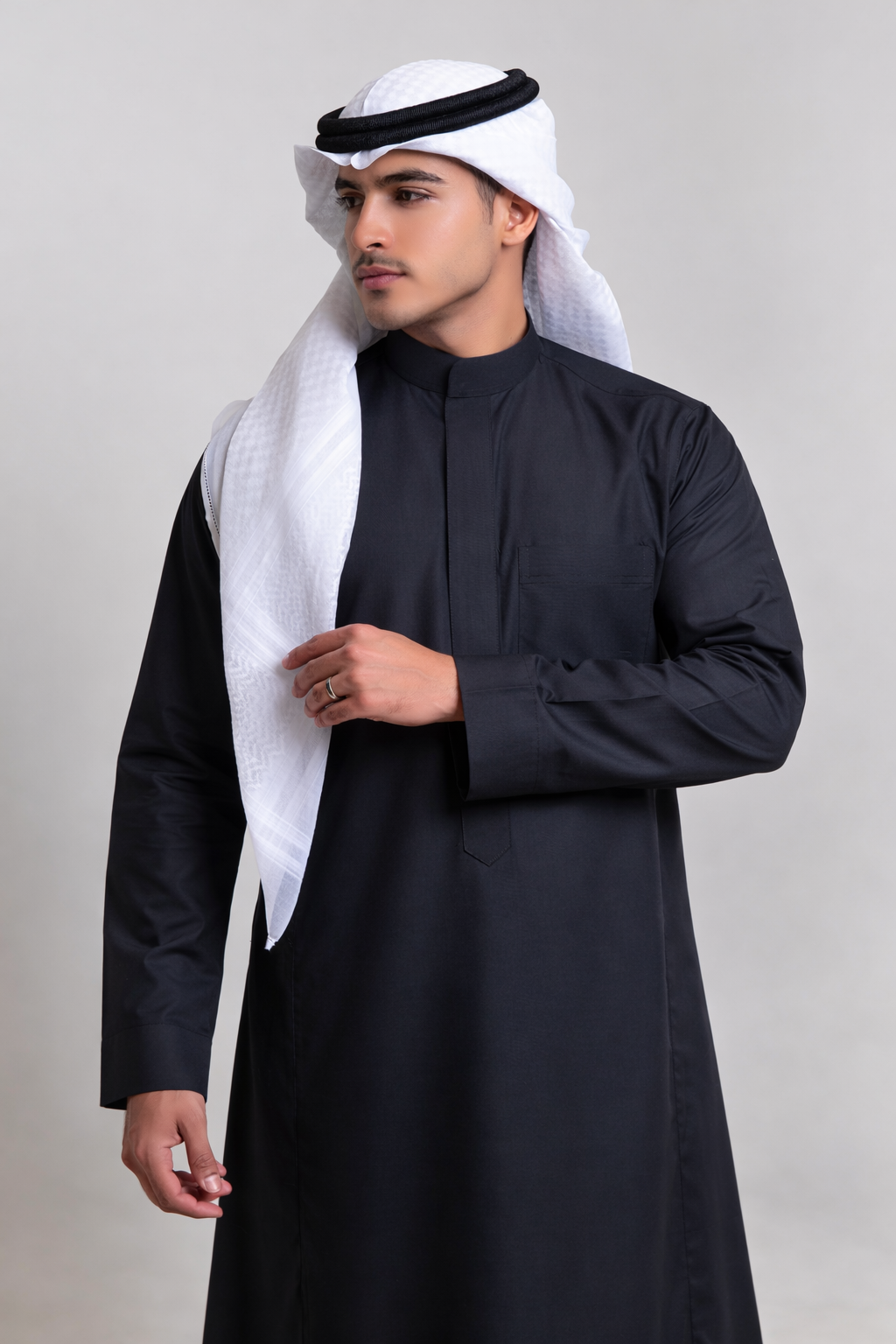 ثوب كلاسيك صيفي أسود, شبابي
